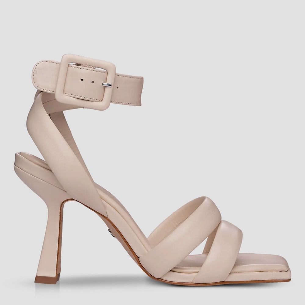 🆕 DROP 💧Carrano Cream Leather Ankle-Strap Sandals | Size 8 | NIB🦋💎